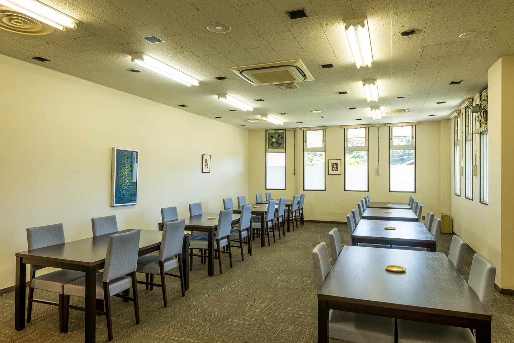 Competition Room (4 Rooms Total, 8 guests ~ max. 240 guests)