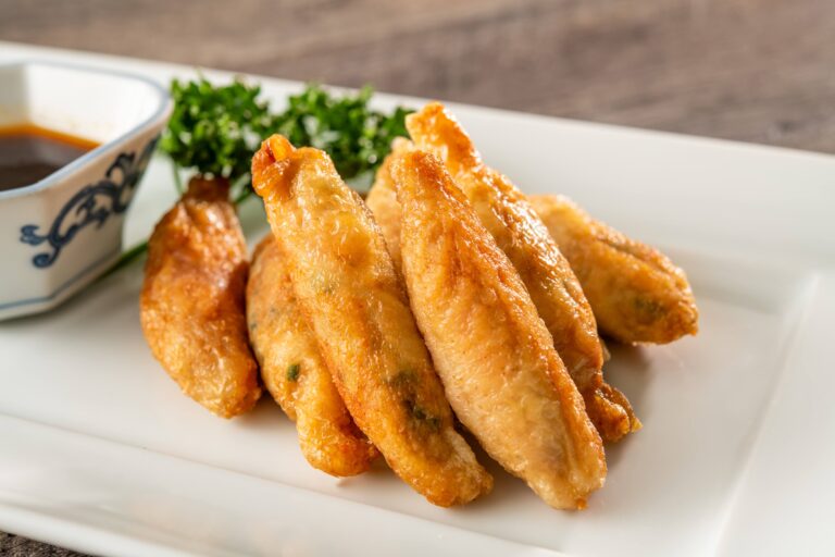 鶏皮ギョウザ